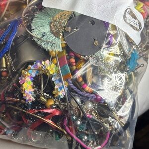 5 lbs Craft Jewelry non wearable. All craft or repair.